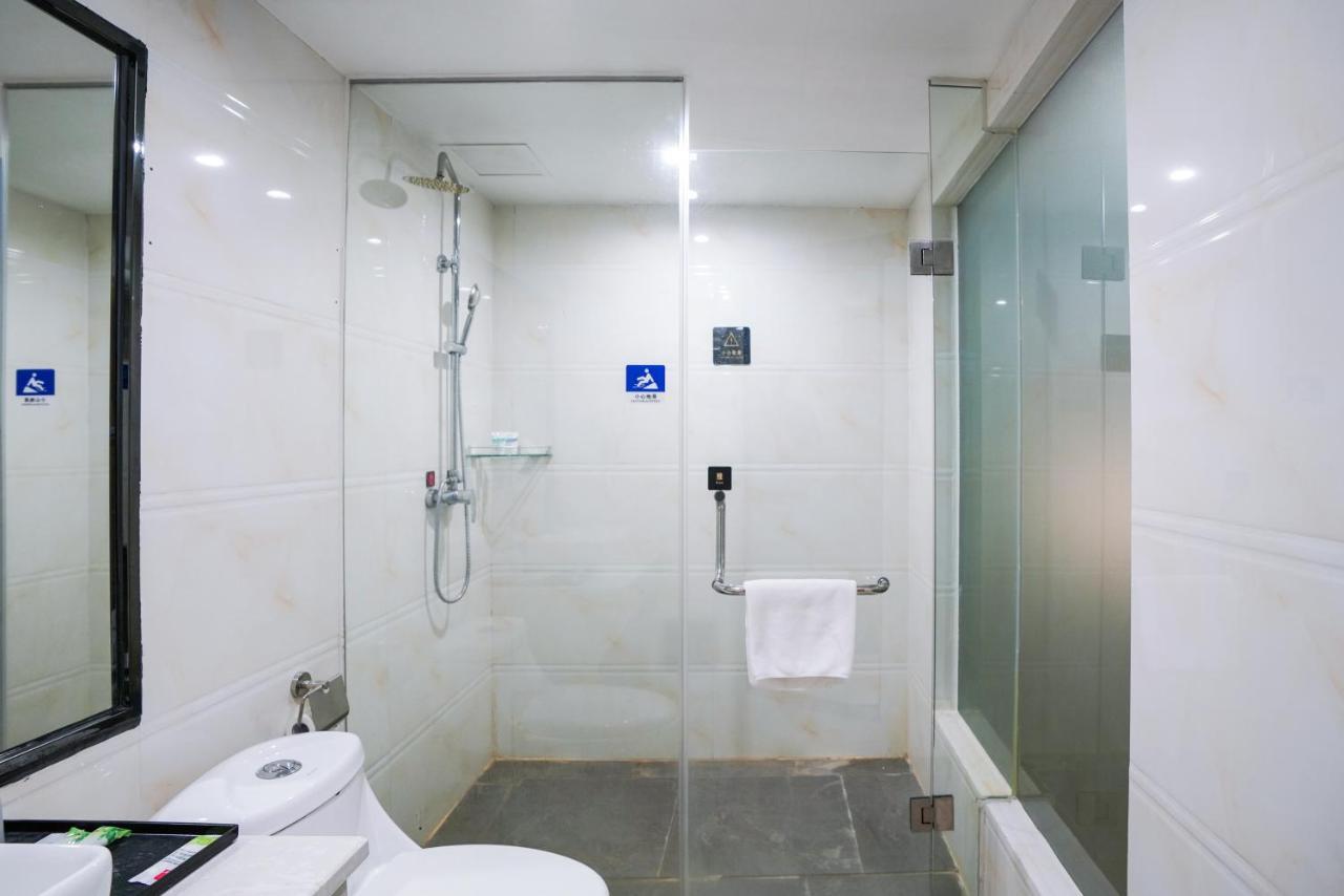 Felice Hotel-Guangzhou Baiyun International Airport Renhe Metro Station Branch Kanton Exterior foto